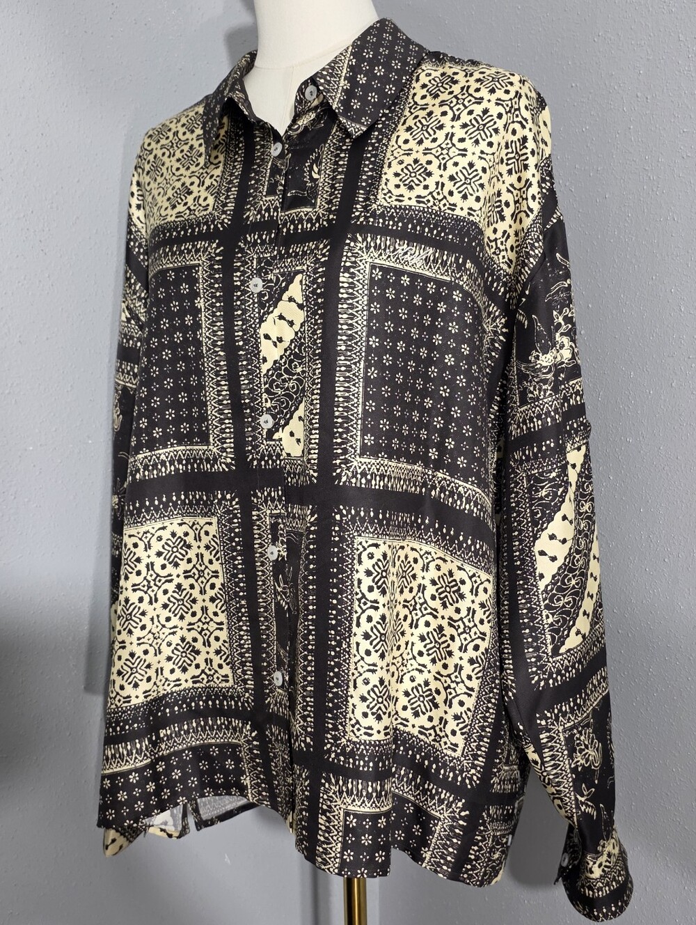 KITH Unisex 100% Silk Bandana Print Oversized Button Down Shirt L - Picture 16 of 16